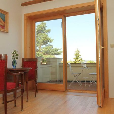 Apartman Nella Valtice Exteriör bild
